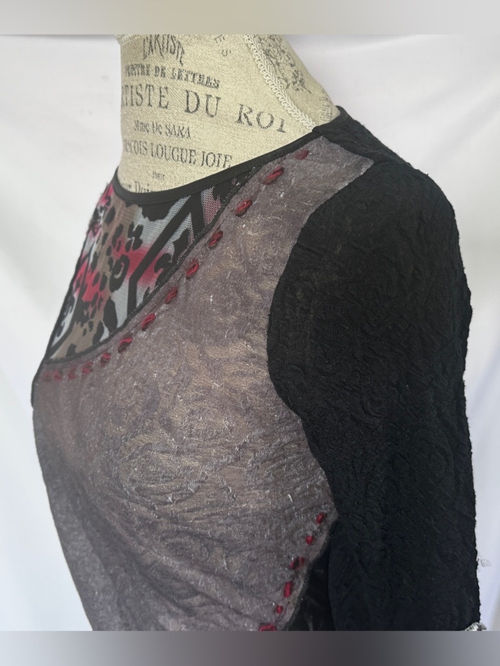 Adam Jacobs Black Geometric Blouse - Picture 6 of 9